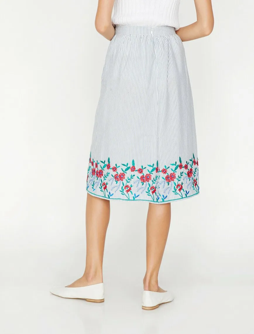 12343 Blue Floral Midi Skirt