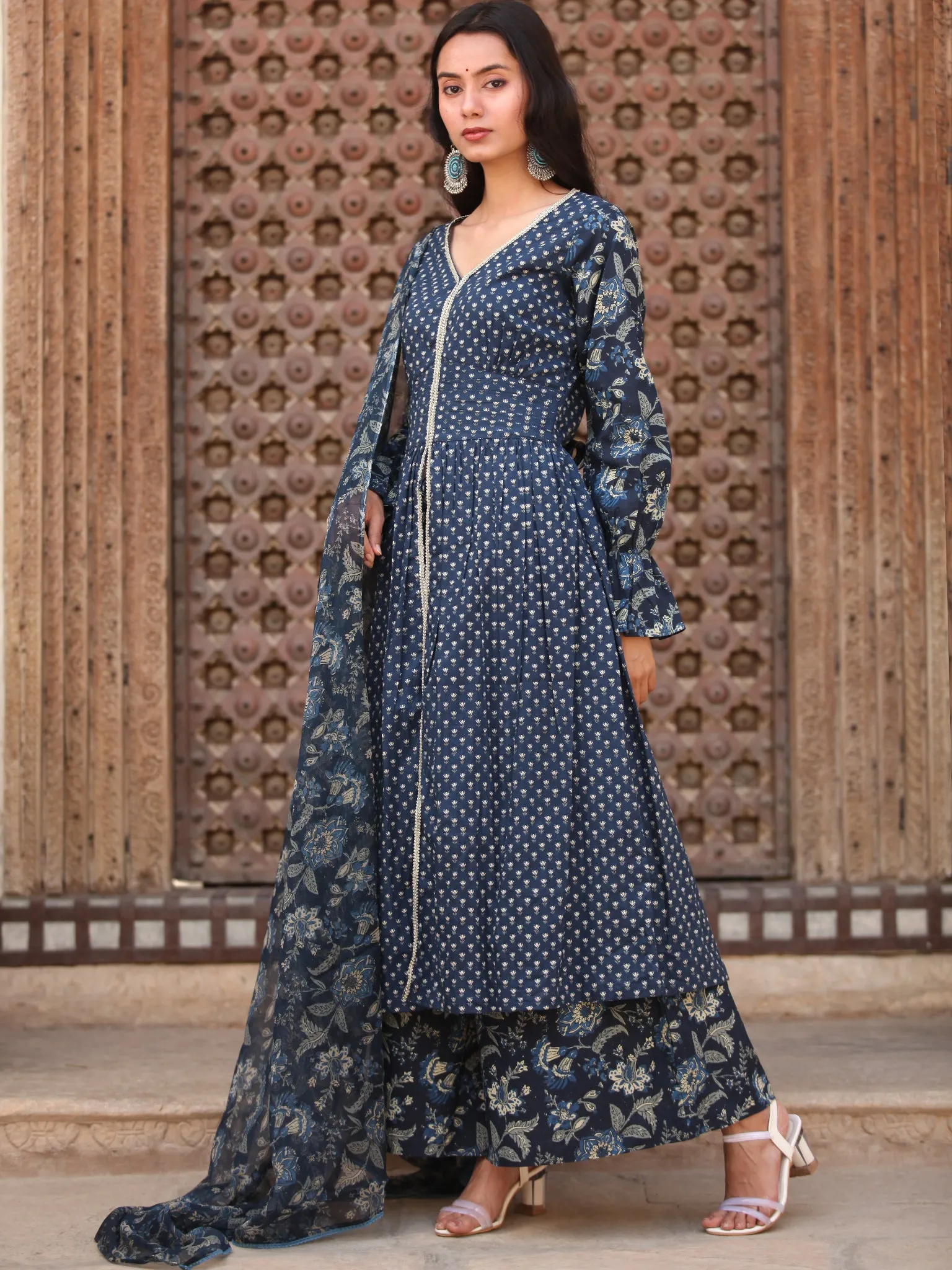 Ambar Aisha Set Of Flared Kurta Palazzo Dupatta