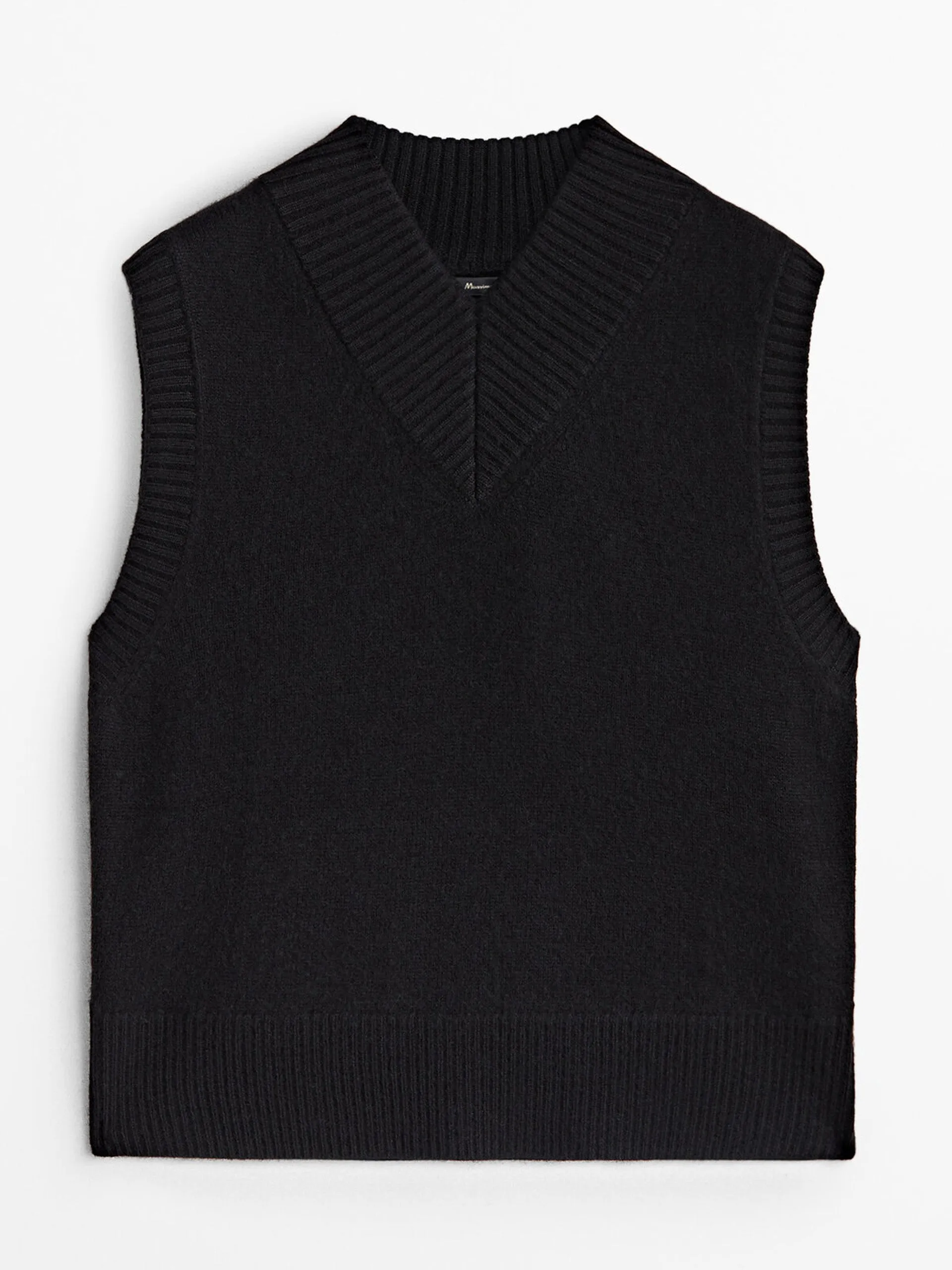 Black cashmere knitted vest