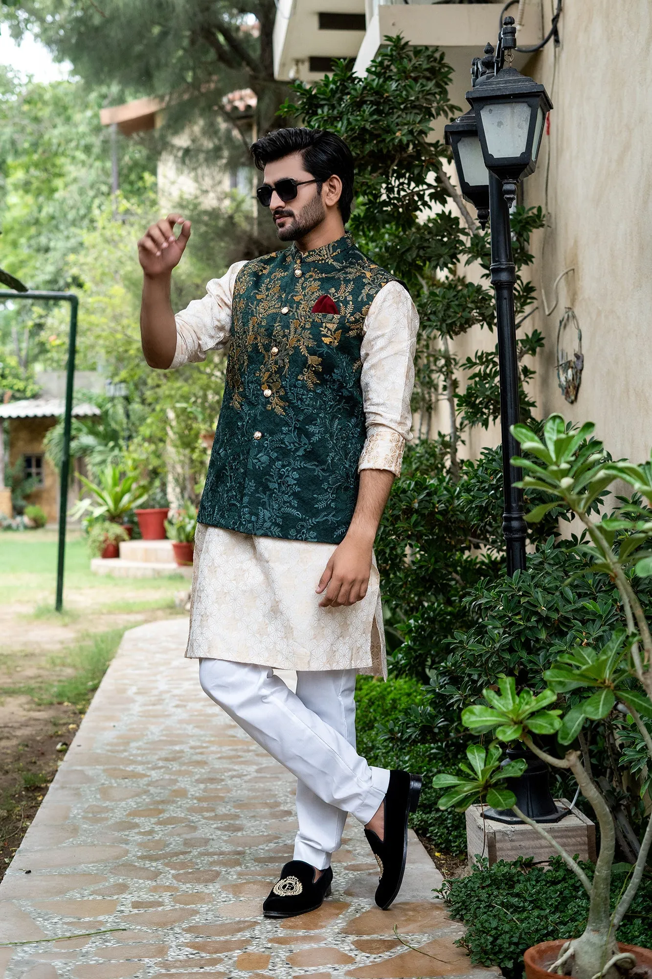 Er Green Mehndi Sangeet Waist Coat