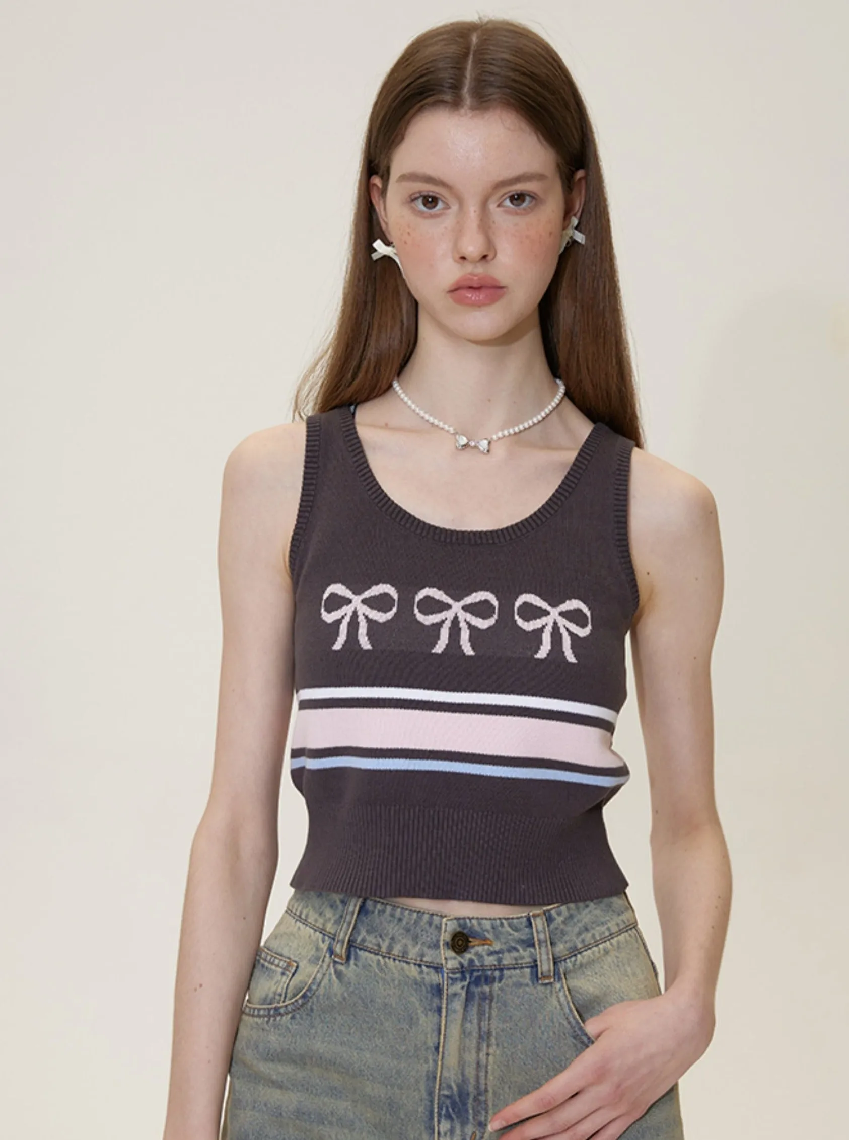 Knitted Sleeveless Crop Vest Top