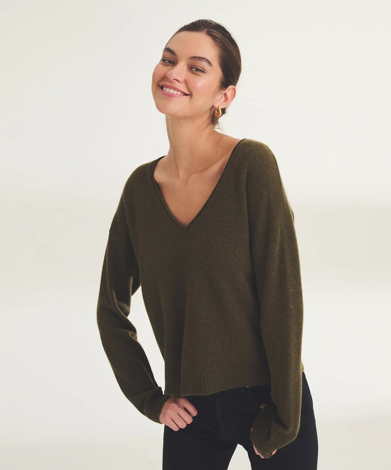 Lightweight Cashmere V-Neck Sweater