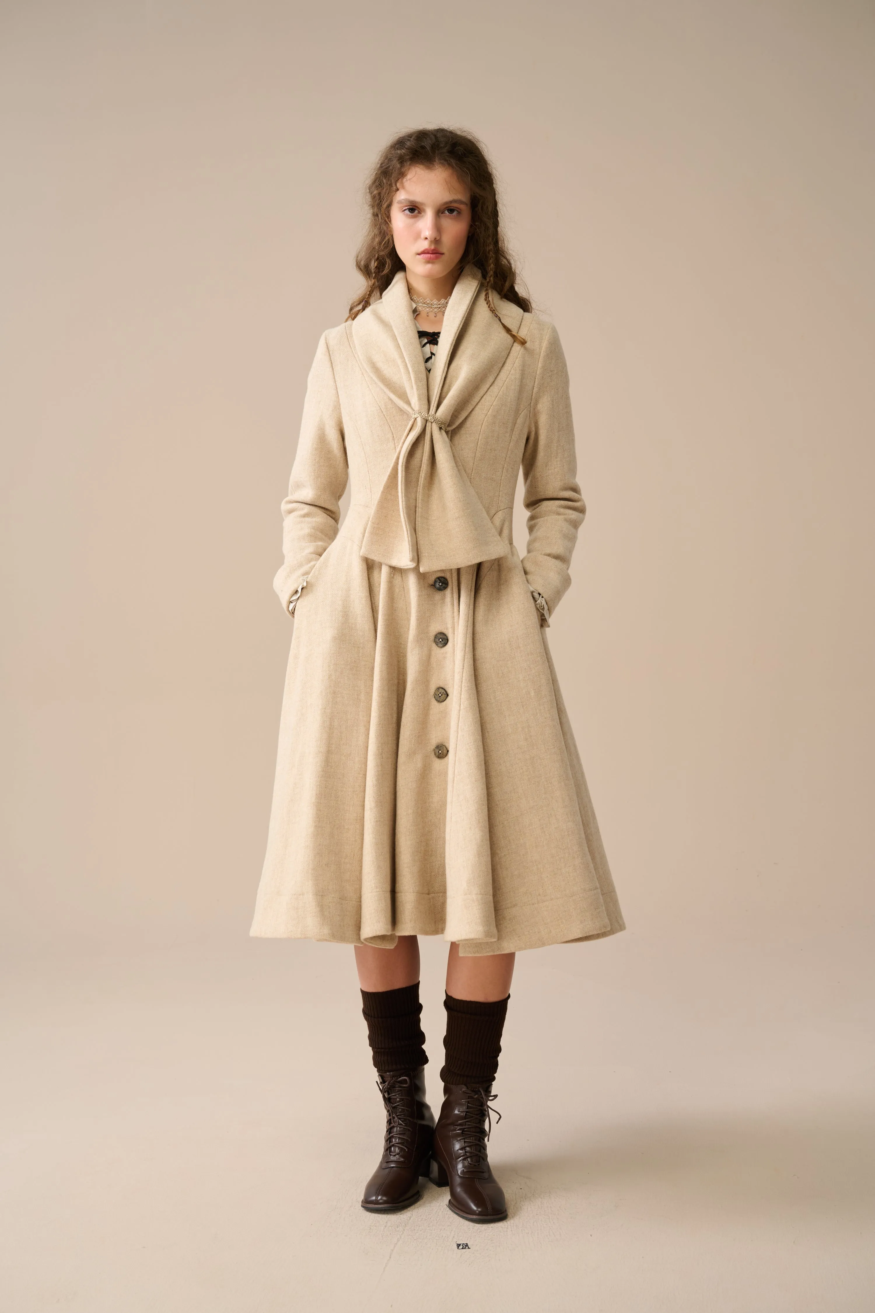 Lila 25 | 100% wool scarf coat