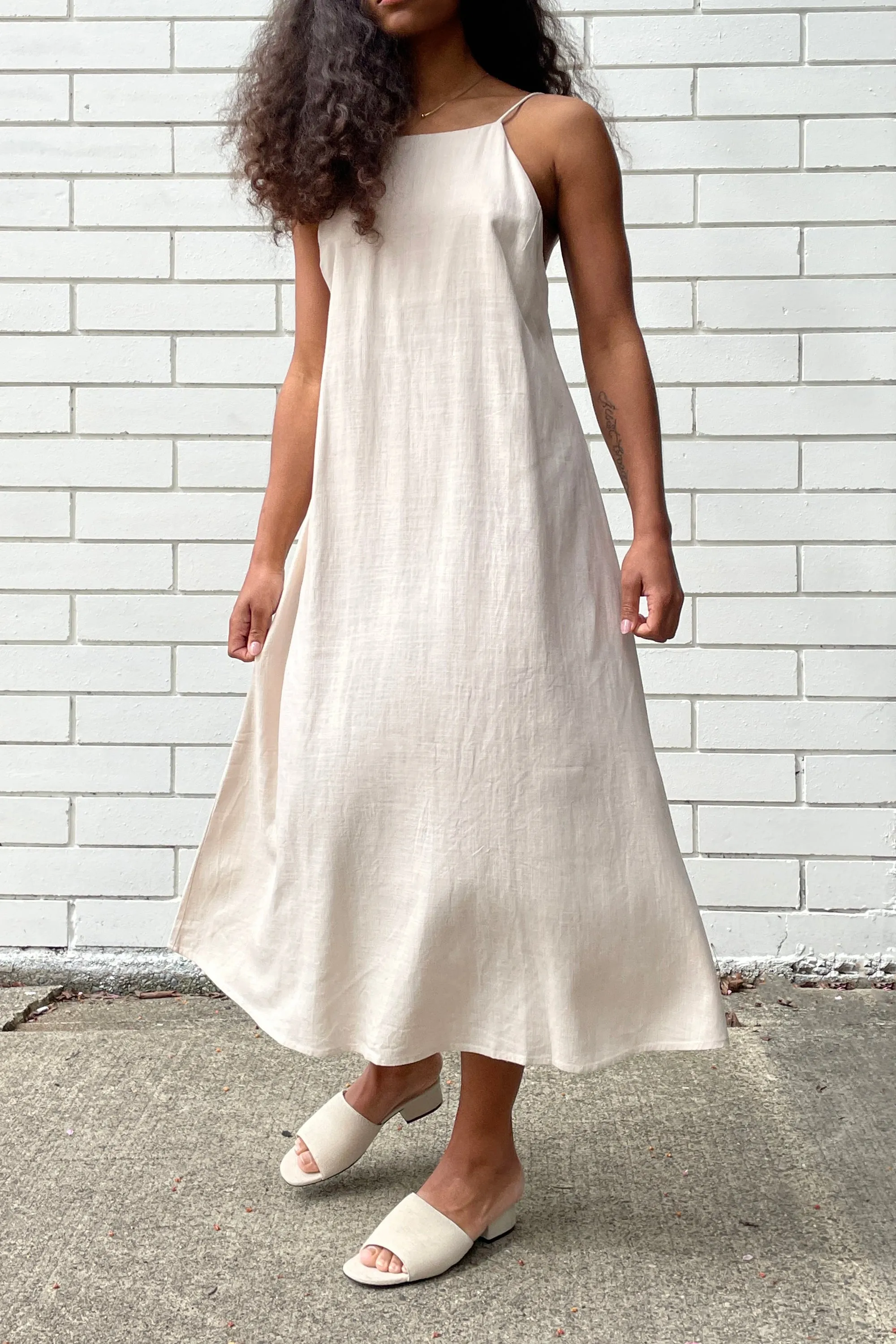 LINEN BLEND MIDI DRESS