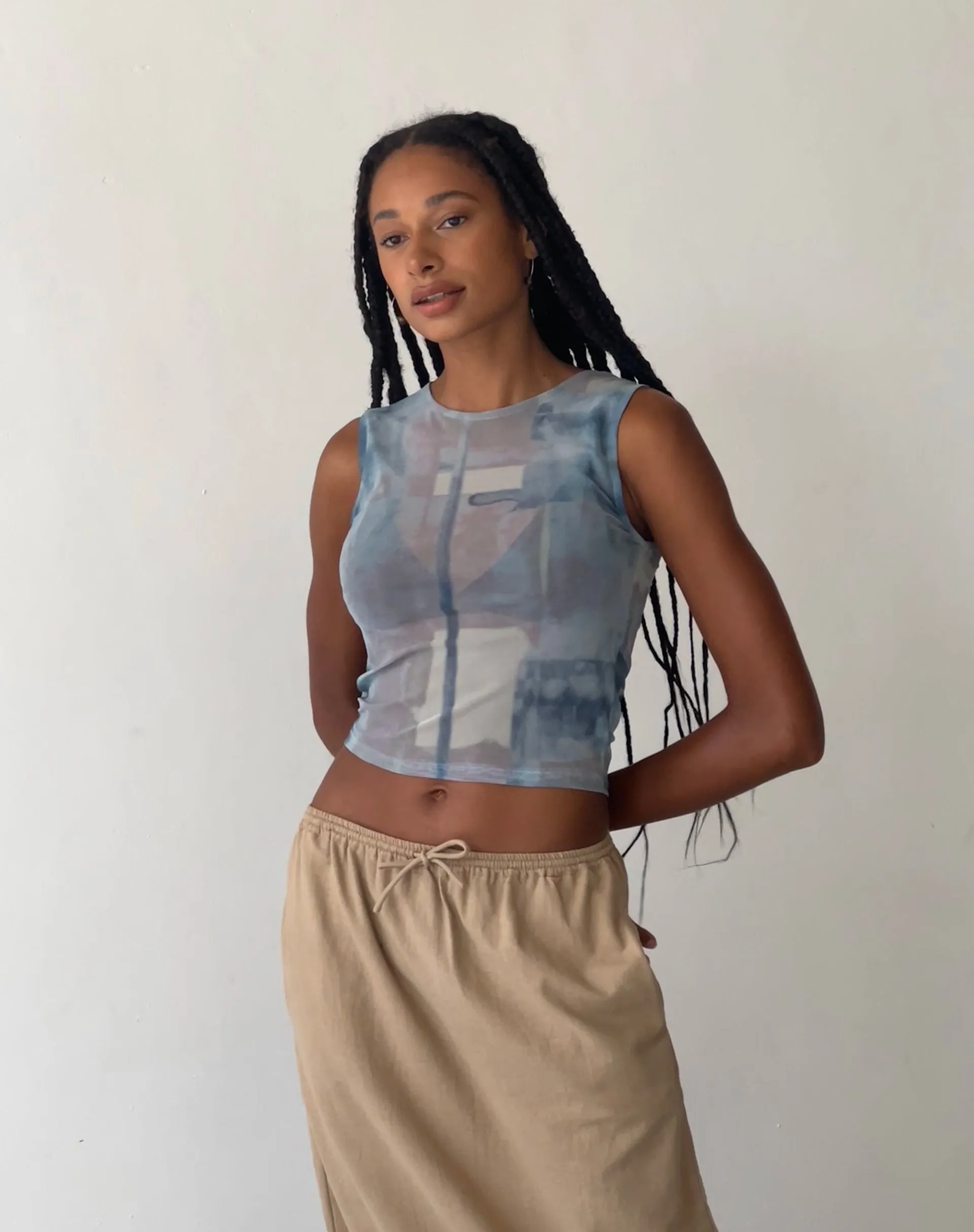 MOTEL X JACQUIE Elisha Top in Mesh Abstract Paint Brush Blue