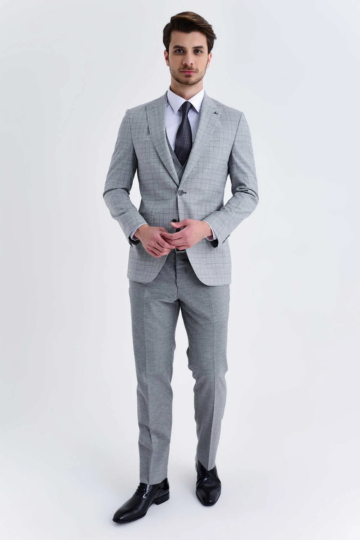 Slim Fit Notch Lapel Wool Casual Suit with Vest, Gray K.