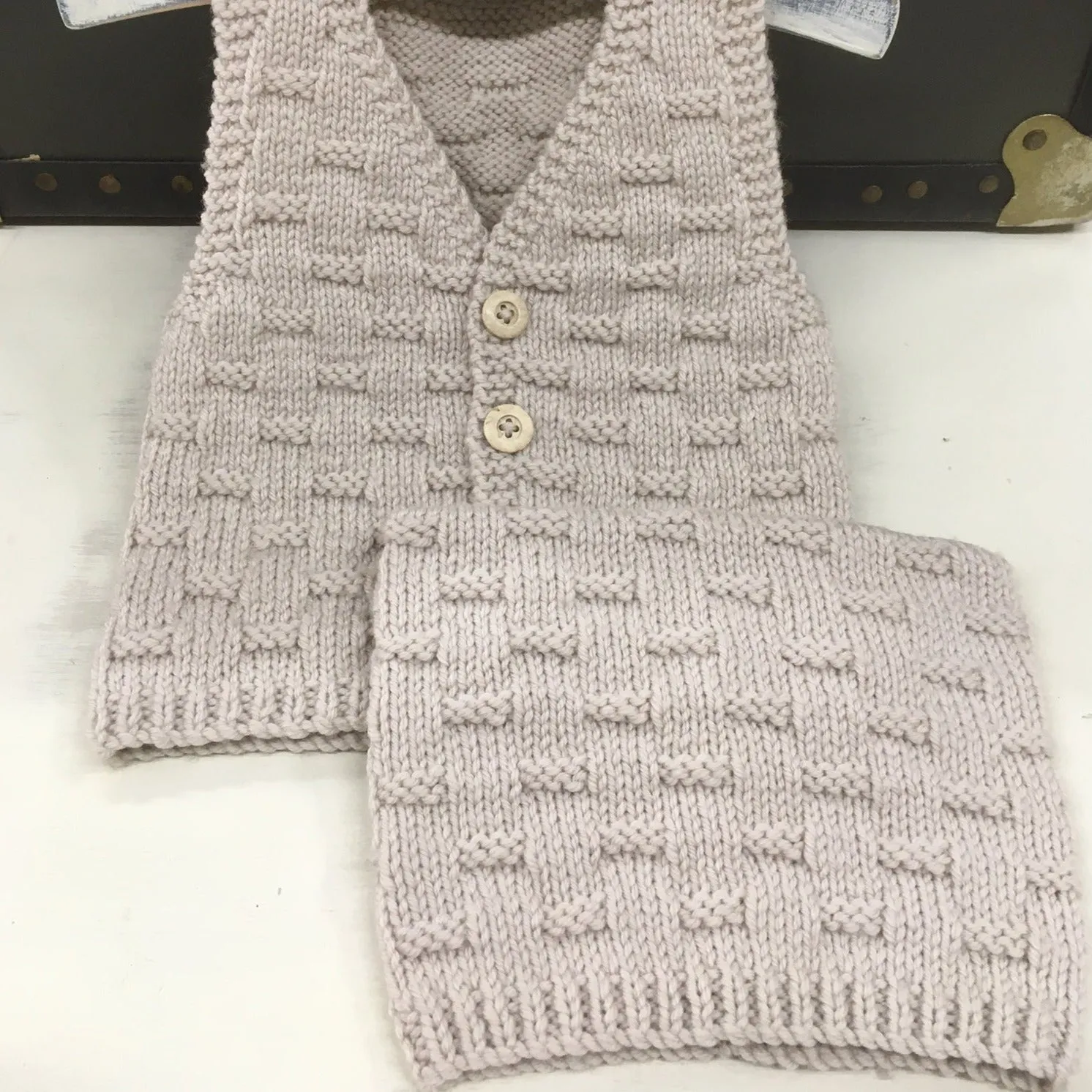 Theodore Vest Knitting Pattern - 8Ply (BC68)