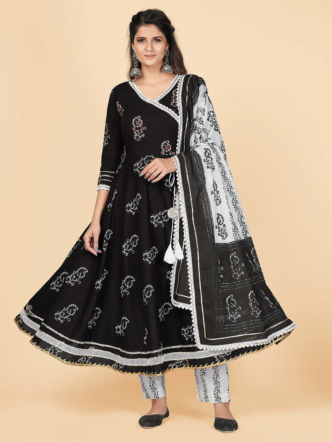 Women'S Black Anarkali Kurta & Pant With Dupatta- (3Pcs Set)